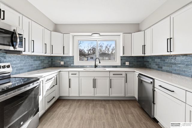 5610 Seward Street, Omaha, NE 68104