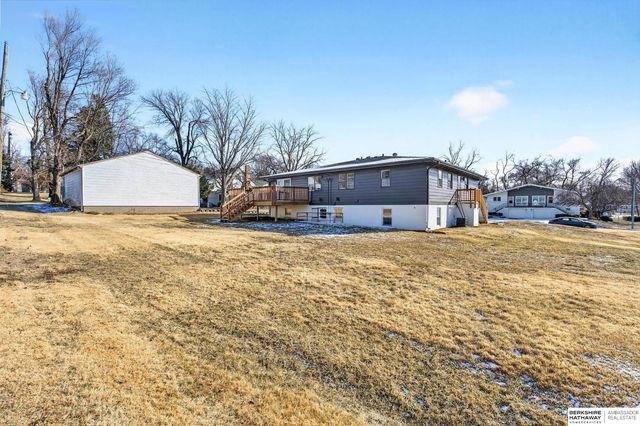 5610 Seward Street, Omaha, NE 68104