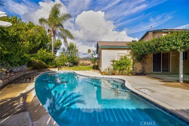 586 Tam O Shanter, San Marcos, CA 92069