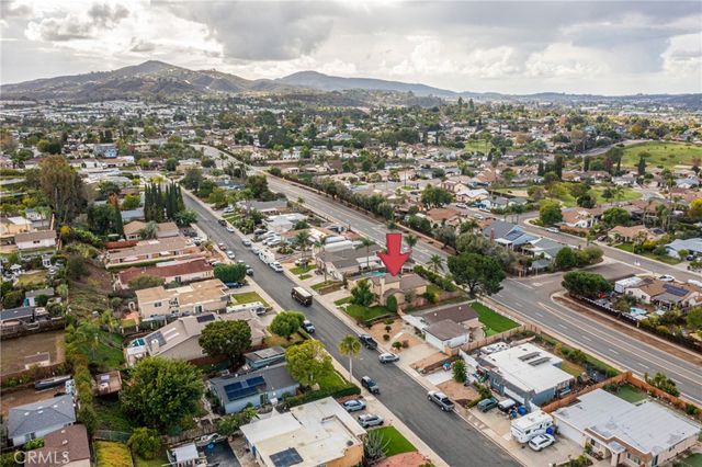 586 Tam O Shanter, San Marcos, CA 92069