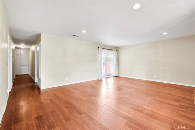 586 Tam O Shanter, San Marcos, CA 92069