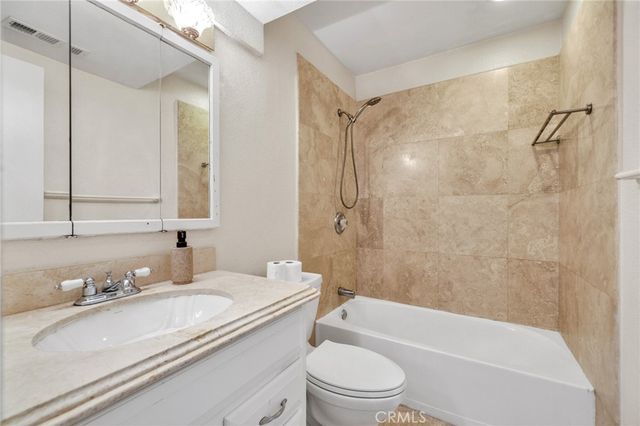 586 Tam O Shanter, San Marcos, CA 92069