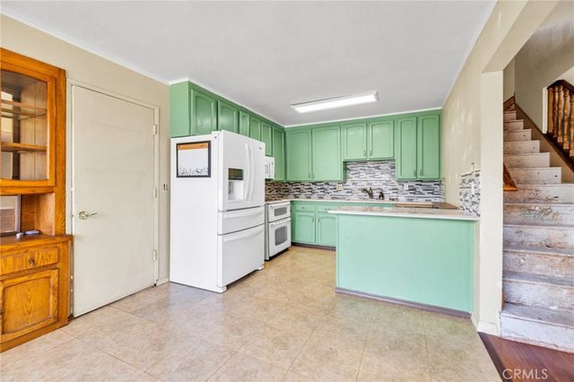 586 Tam O Shanter, San Marcos, CA 92069