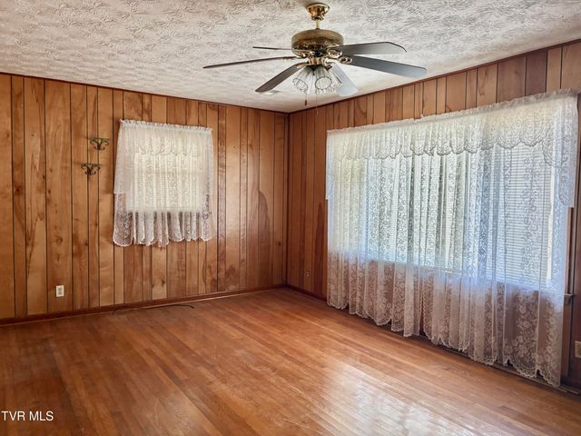 1820 Pine Orchard Road, Butler, TN 37640