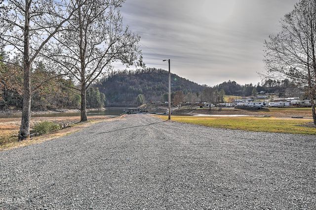 1820 Pine Orchard Road, Butler, TN 37640