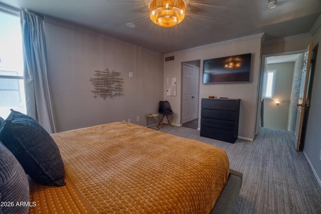 3209 S COLLEGE Avenue, Tempe, AZ 85282