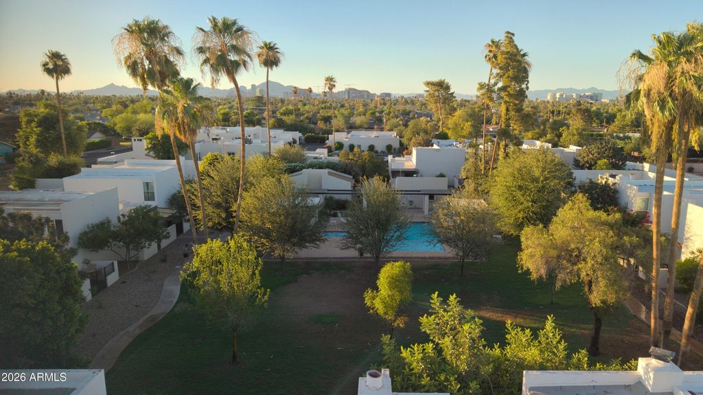 3209 S COLLEGE Avenue, Tempe, AZ 85282