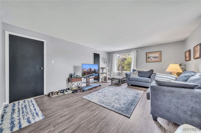 363 Davison Road, Lockport City, NY 14094