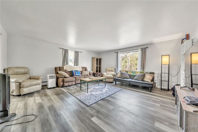 363 Davison Road, Lockport City, NY 14094