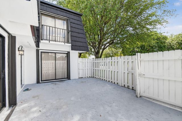 320 Woodland Road, Palm Springs, FL 33461