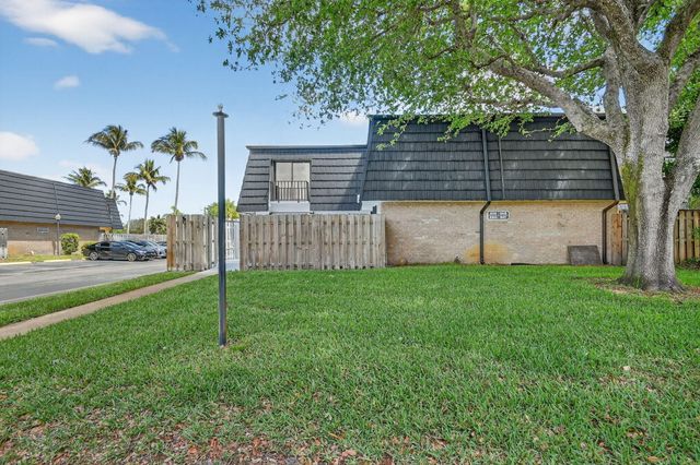 320 Woodland Road, Palm Springs, FL 33461