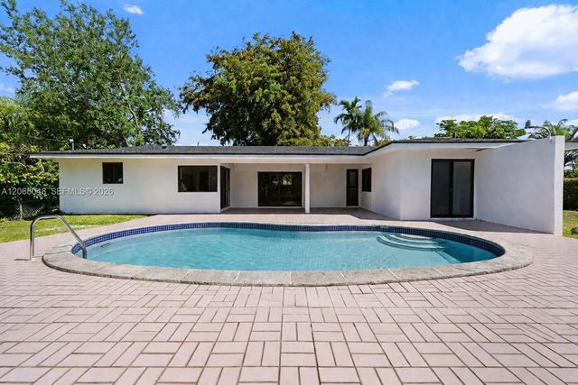 8620 SW 159th Street, Palmetto Bay, FL 33157