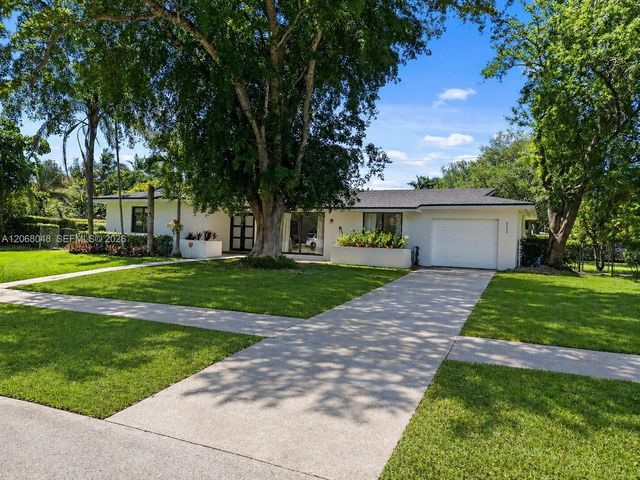 8620 SW 159th Street, Palmetto Bay, FL 33157