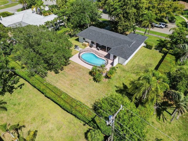 8620 SW 159th Street, Palmetto Bay, FL 33157