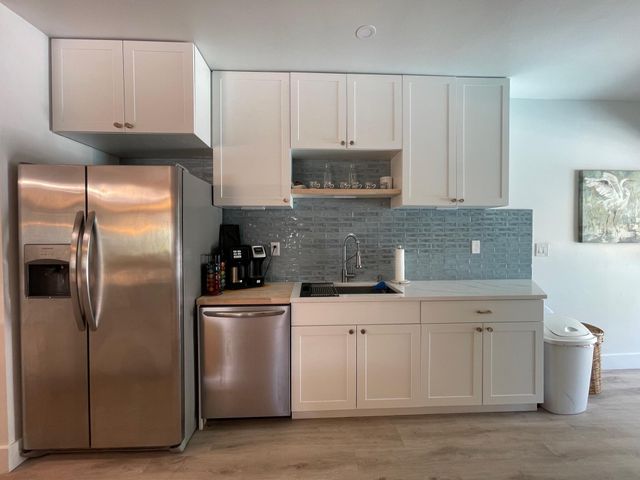 220 N 9th Ave Avenue N, Lake Worth Beach, FL 33460