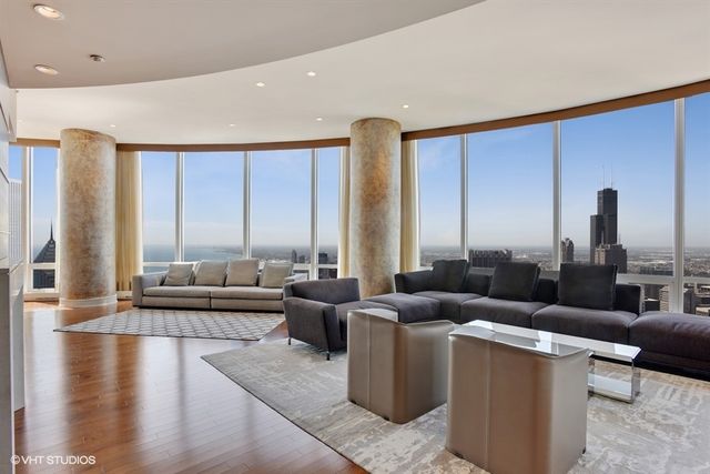 401 N Wabash Avenue 71E, Chicago, IL 60611