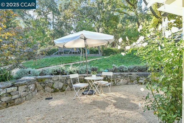 1751 Reliez Valley Road, Lafayette, CA 94549