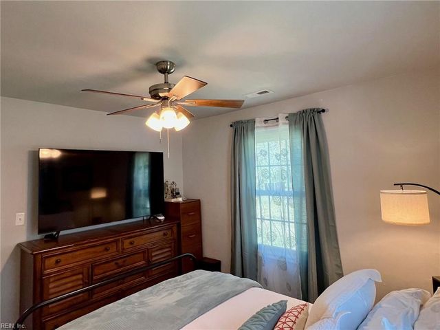 200 Bob White ST, Portsmouth, VA 23701