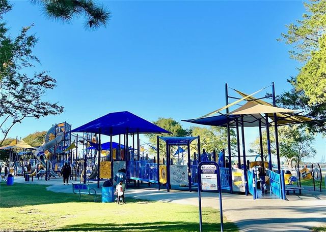 200 Bob White ST, Portsmouth, VA 23701