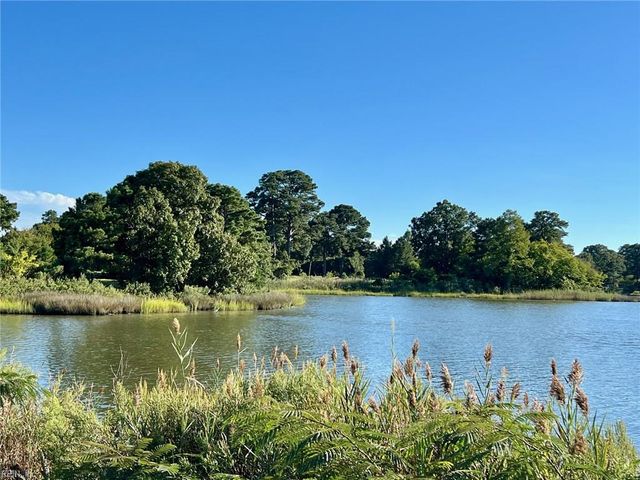 200 Bob White ST, Portsmouth, VA 23701