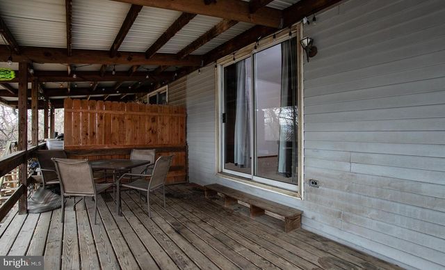 605 A W NORTH AVE, Palmyra, PA 17078