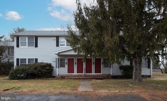 605 A W NORTH AVE, Palmyra, PA 17078