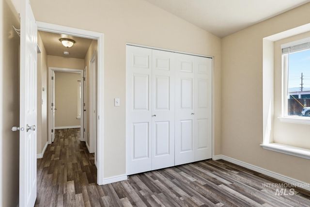8243 W Pamela St, Garden City, ID 83714