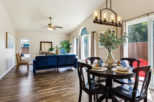 8243 W Pamela St, Garden City, ID 83714
