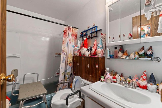 1329 DOBLON STREET, Green Bay, WI 54302