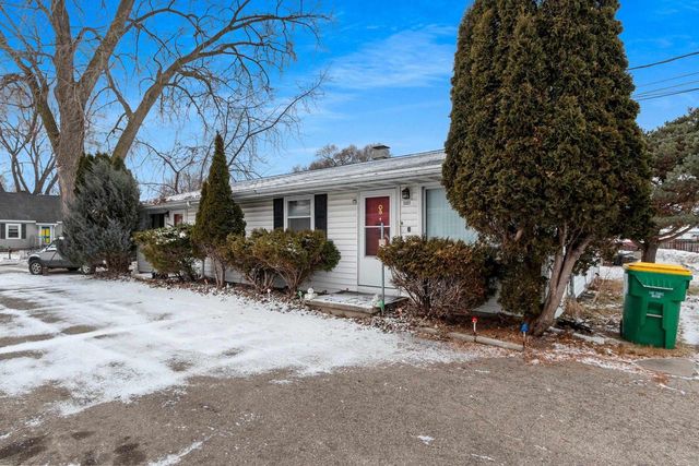 1329 DOBLON STREET, Green Bay, WI 54302