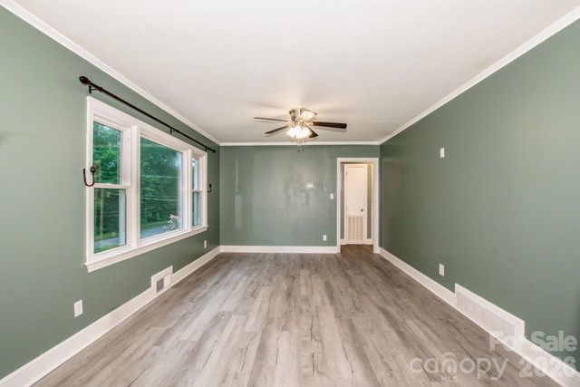 1317 Meadowbrook Circle, Salisbury, NC 28144