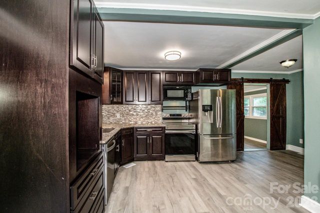 1317 Meadowbrook Circle, Salisbury, NC 28144