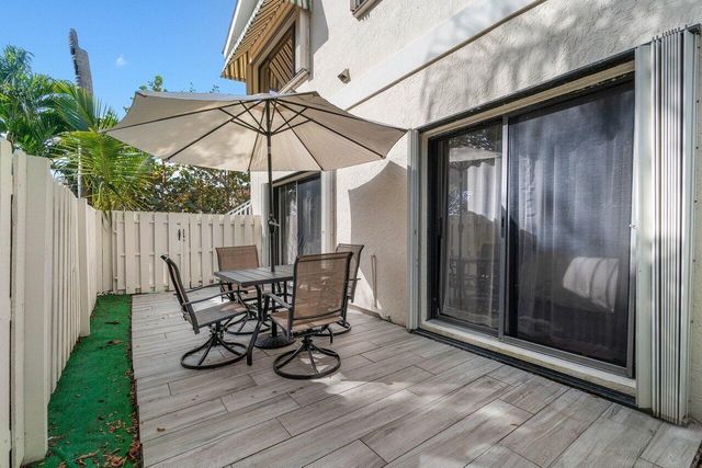 820 Bella Vista Court S 20, Jupiter, FL 33477