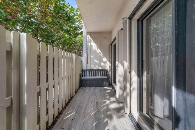 820 Bella Vista Court S 20, Jupiter, FL 33477