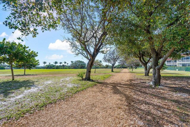 820 Bella Vista Court S 20, Jupiter, FL 33477