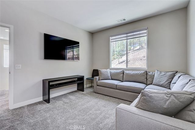 26 Country Glen, Pomona, CA 91766