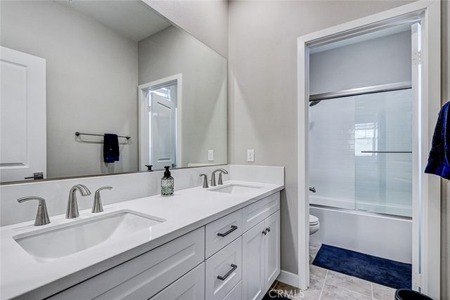 26 Country Glen, Pomona, CA 91766