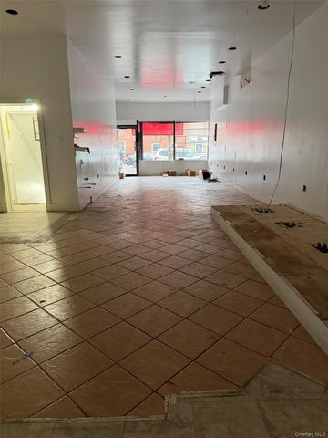 551 Knickerbocker Avenue, Brooklyn, NY 11221