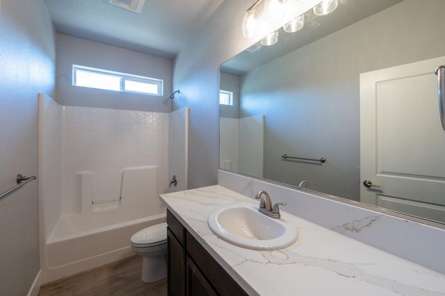 3707 Bloomsbury Avenue, Shasta Lake, CA 96019