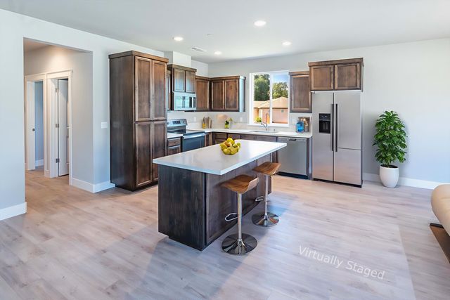 3707 Bloomsbury Avenue, Shasta Lake, CA 96019