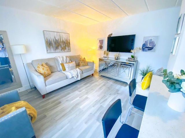 734 NW 80th Street, Miami, FL 33150