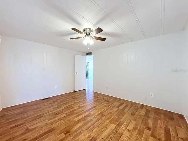 1203 APACHE CIRCLE, Tavares, FL 32778