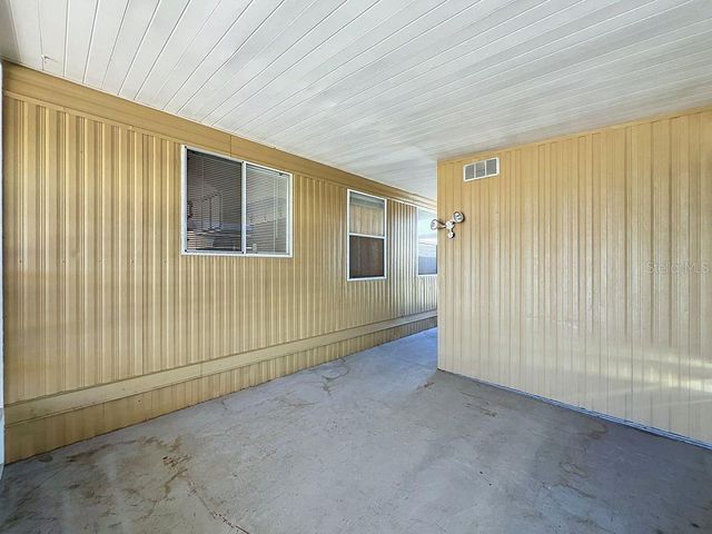 1203 APACHE CIRCLE, Tavares, FL 32778
