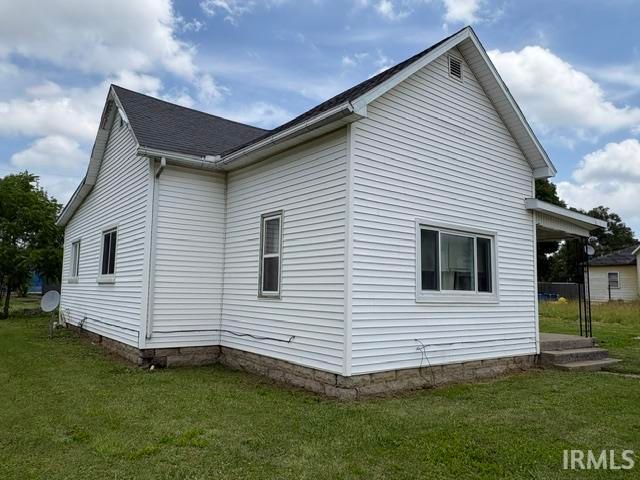 542 W Commercial Street, Hartford City, IN 47348