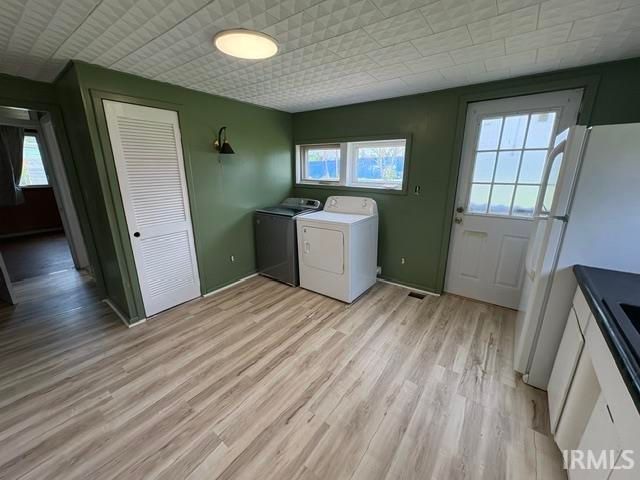 542 W Commercial Street, Hartford City, IN 47348
