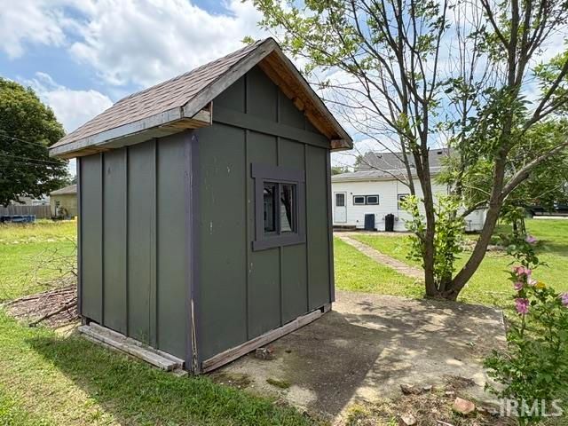 542 W Commercial Street, Hartford City, IN 47348