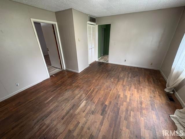 542 W Commercial Street, Hartford City, IN 47348