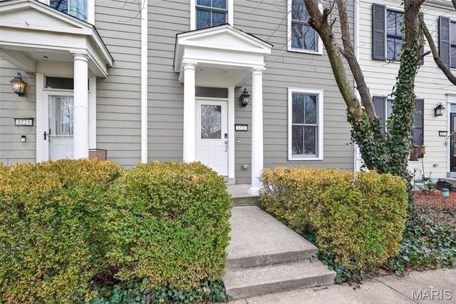 3221 S Civic Green Way, St Charles, MO 63301