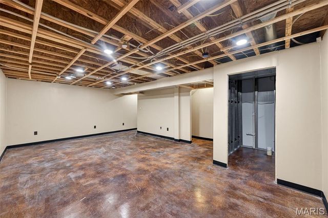 3221 S Civic Green Way, St Charles, MO 63301