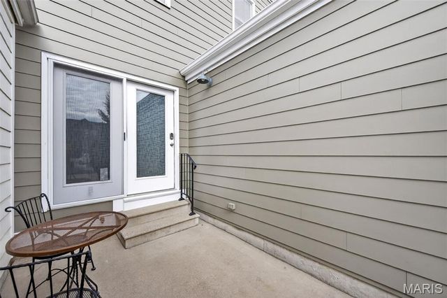 3221 S Civic Green Way, St Charles, MO 63301